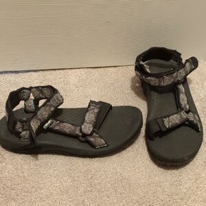 Black and Gray Strappy Sandals